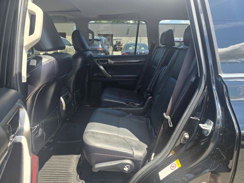 Used 2018 Lexus GX 460 Premium AWD/4WD image 15
