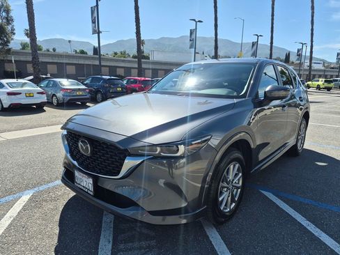 Used 2025 MAZDA CX-5 AWD 2.5 S w/ Preferred Package image 3