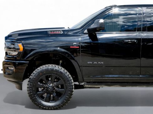 Used 2022 RAM 3500 Limited image 11