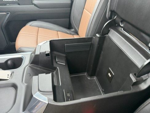 Used 2025 Chevrolet Silverado 1500 High Country AWD/4WD image 27