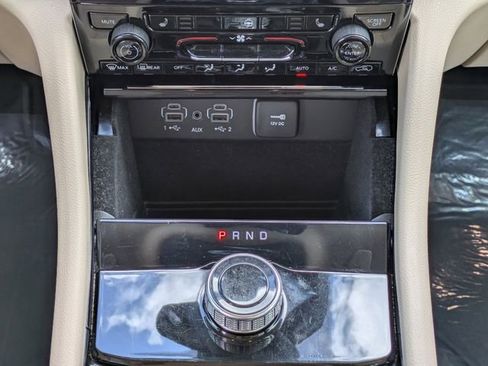 Certified 2021 Jeep Grand Cherokee L Limited RWD image 15
