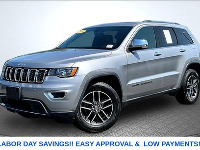 Used 2017 Jeep Grand Cherokee Limited w/ Trailer Tow Group IV