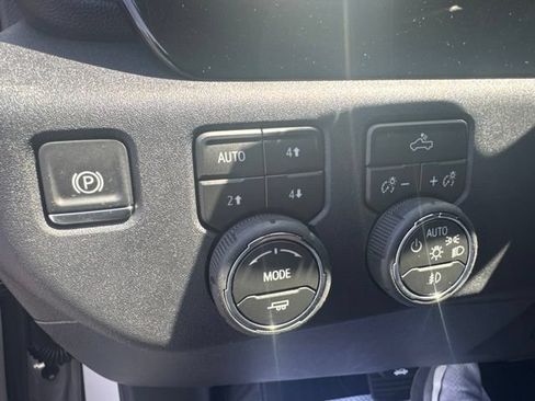 New 2026 Chevrolet Silverado 1500 RST AWD/4WD image 17