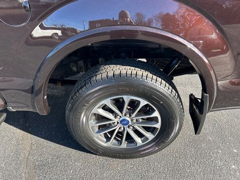 Used 2018 Ford F150 XLT w/ Equipment Group 302A Luxury image 31