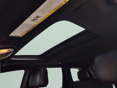 Certified 2022 Jeep Grand Cherokee Limited image 26