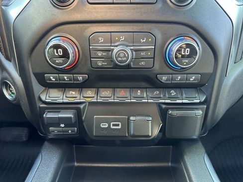 Used 2021 Chevrolet Silverado 1500 LTZ image 28