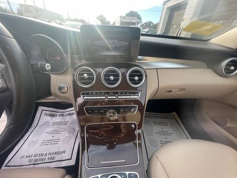 Used 2015 Mercedes-Benz C 300 4MATIC Sedan image 38