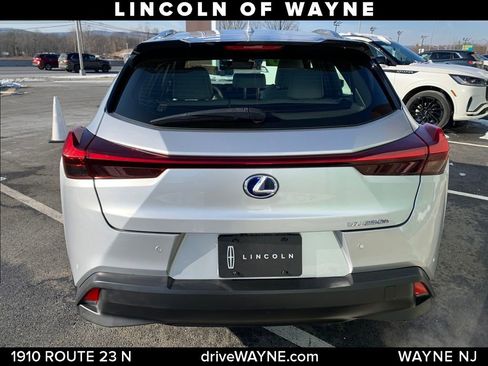 Used 2020 Lexus UX 250h w/ Premium Package image 4