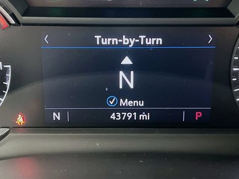 Used 2025 Cadillac XT5 Luxury FWD image 15