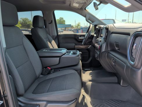 Used 2022 Chevrolet Silverado 1500 RST image 18