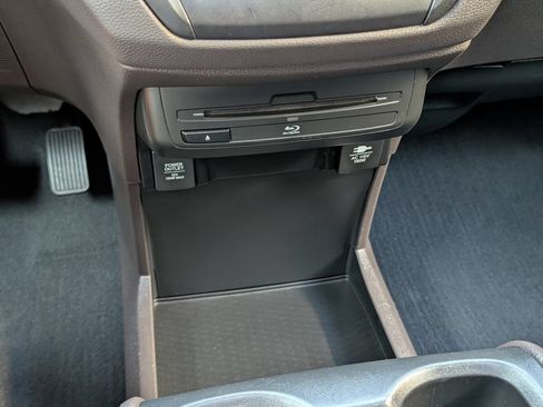 Used 2018 Honda Odyssey EX-L image 10