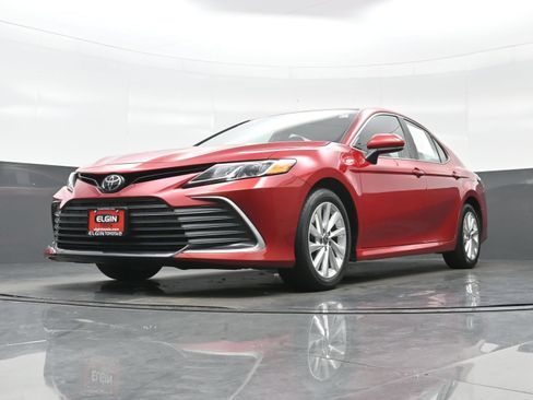 Used 2023 Toyota Camry LE FWD image 26
