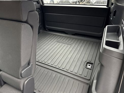 Used 2025 Toyota 4Runner SR5 image 16