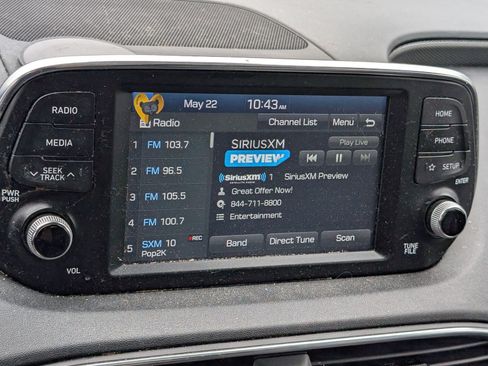 Used 2020 Hyundai Santa Fe SEL w/ Convenience + Premium Package FWD image 6