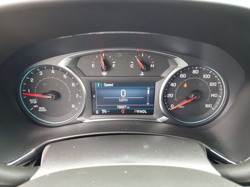 Certified 2024 Chevrolet Equinox RS FWD image 11