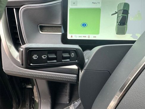 Used 2025 Rivian R1T Adventure image 23