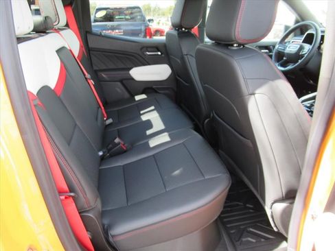 New 2026 GMC Canyon AT4X AWD/4WD image 28