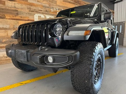 Used 2023 Jeep Wrangler Unlimited Sport AWD/4WD image 13
