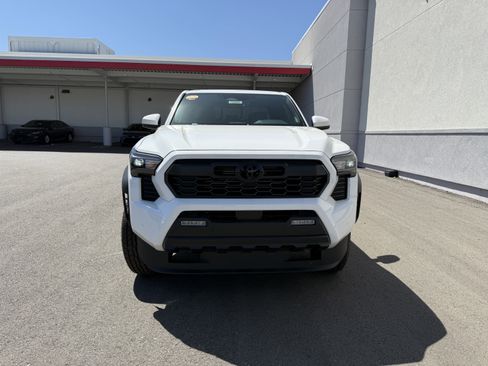 New 2026 Toyota Tacoma TRD Off-Road AWD/4WD image 21