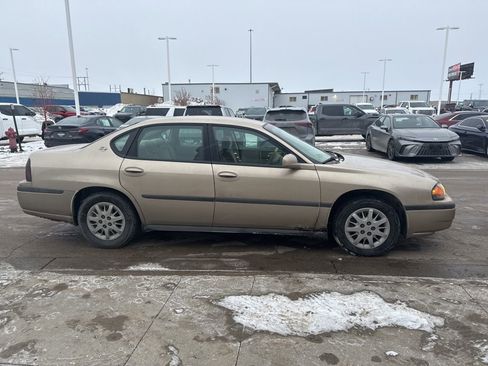 Used 2004 Chevrolet Impala Base w/ Preferred Equipment Group image 4