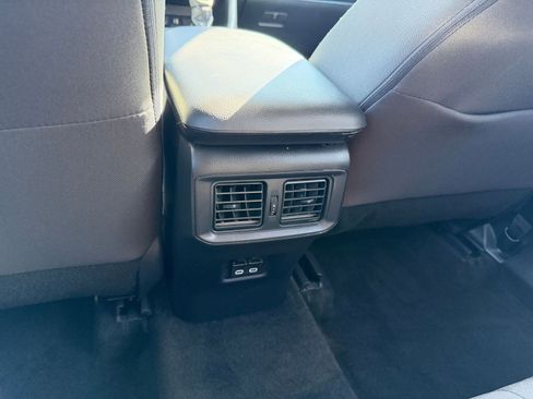 Used 2025 Toyota RAV4 XLE image 24