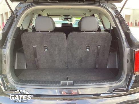 Used 2023 Kia Sorento S FWD image 13