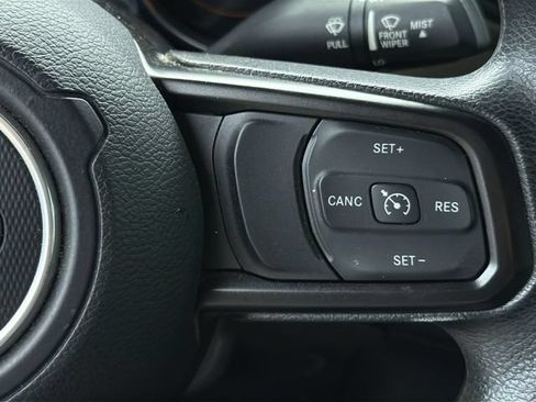 Used 2019 Jeep Wrangler Unlimited Sport AWD/4WD image 29