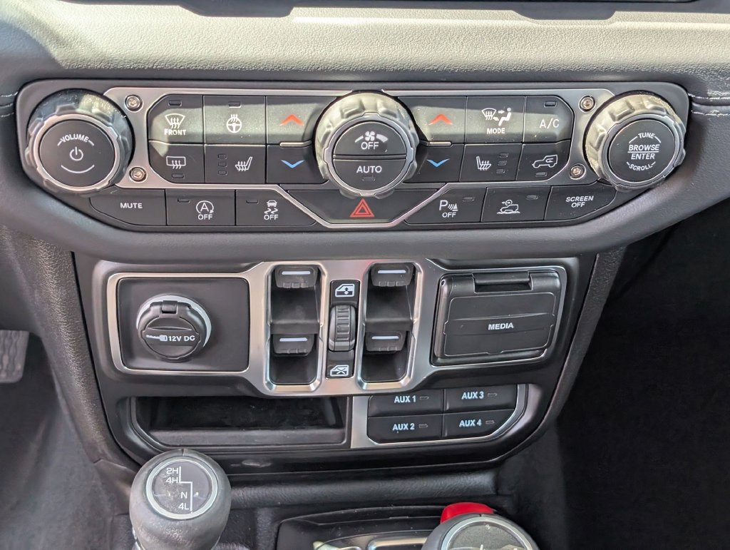 New 2026 Jeep Wrangler Unlimited Sahara AWD/4WD image 19