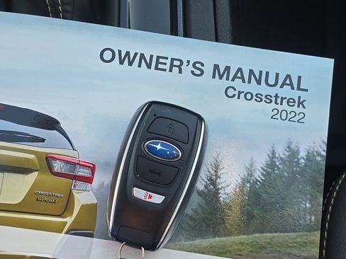Used 2022 Subaru Crosstrek 2.5i Sport w/ Moonroof Package image 27