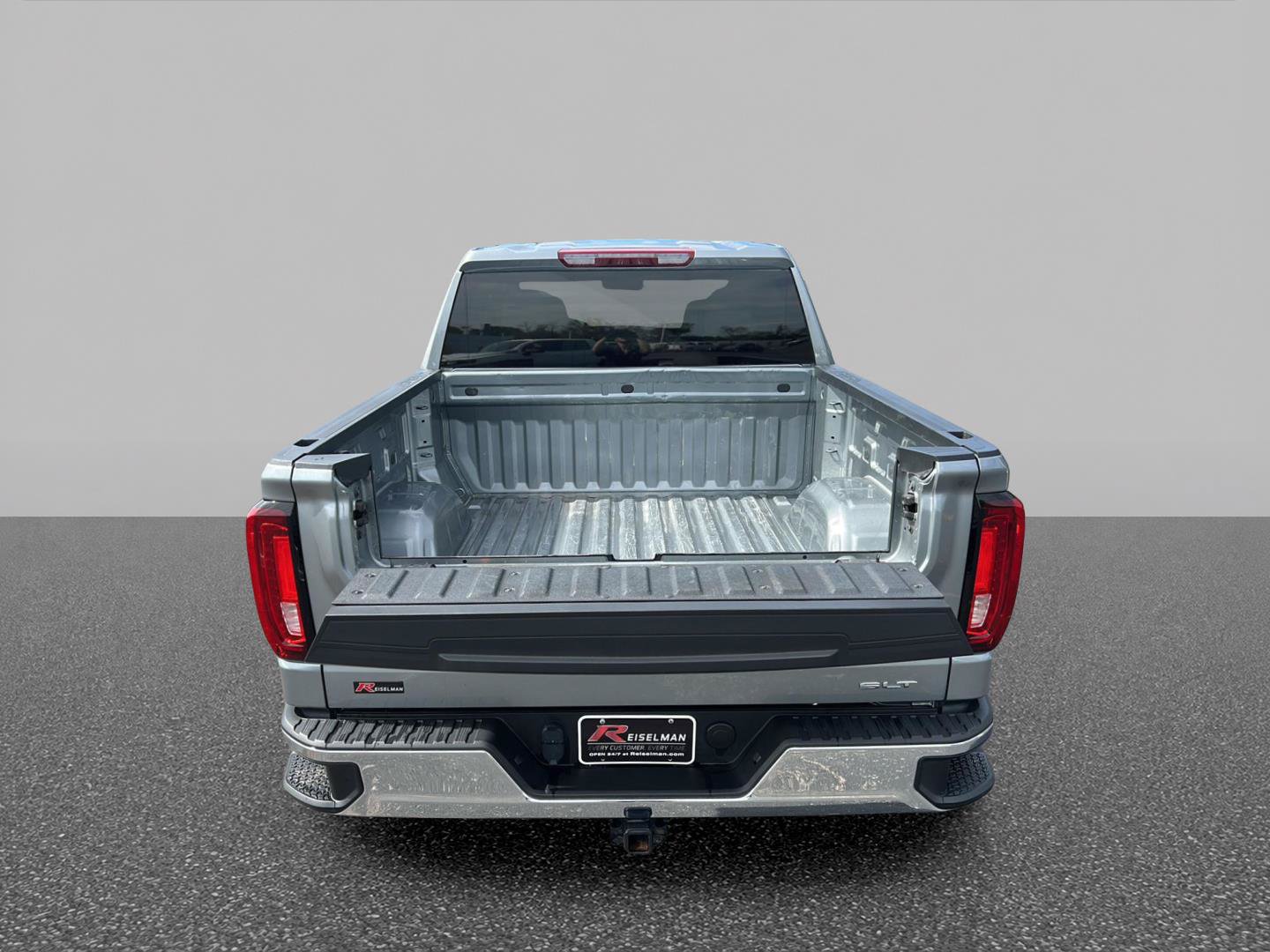Certified 2025 GMC Sierra 1500 SLT AWD/4WD image 13