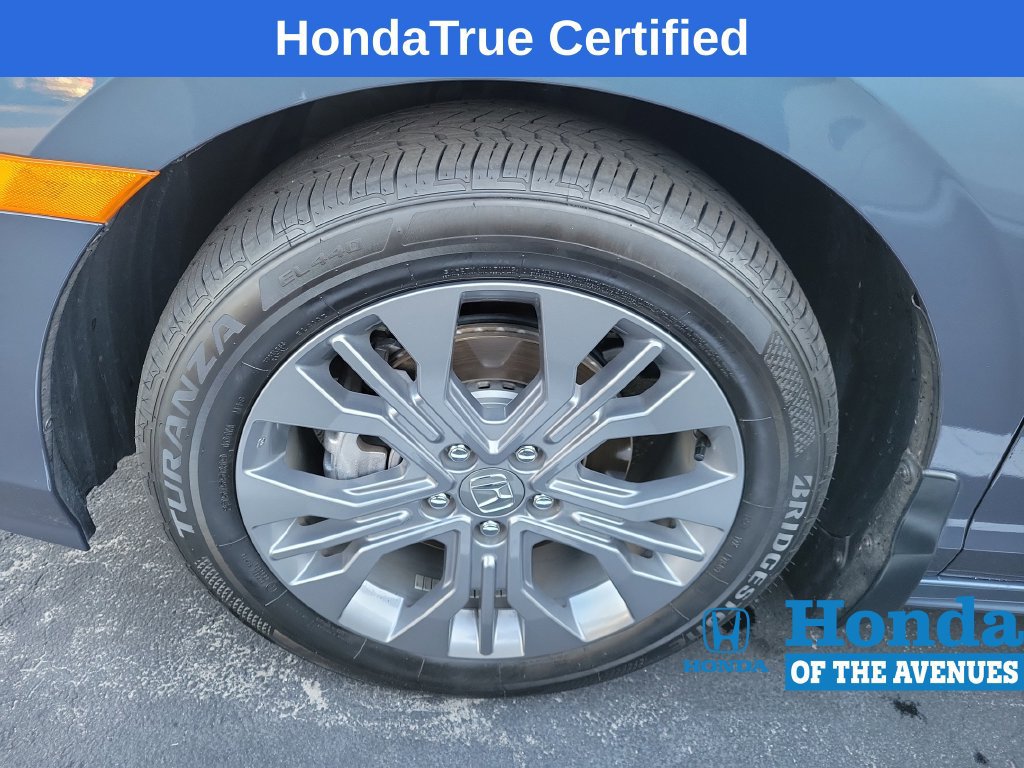 Used 2025 Honda Odyssey Touring image 5