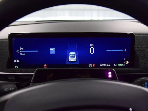 Used 2025 Ford Mustang Mach-E Select image 18