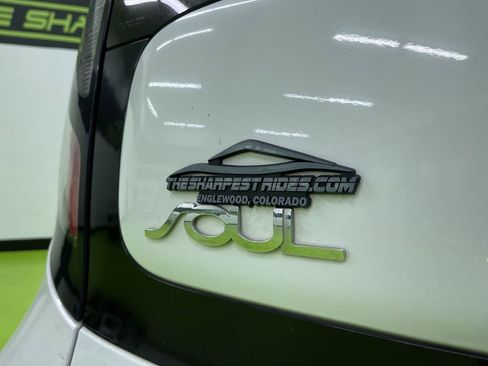 Used 2015 Kia Soul ! w/ Sun & Sound Package image 13