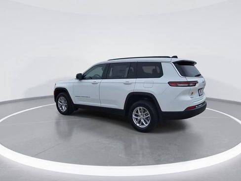 New 2026 Jeep Grand Cherokee L Laredo image 7