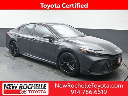 Certified 2026 Toyota Camry SE AWD/4WD image 1