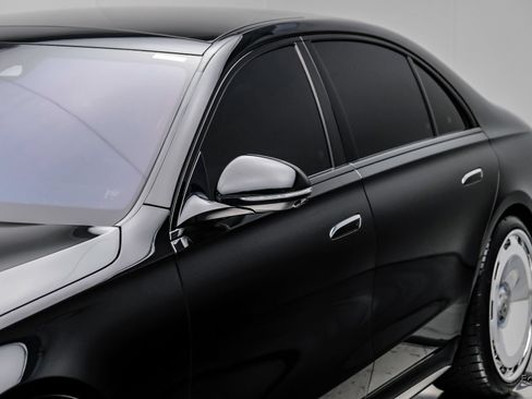 Used 2024 Mercedes-Benz S 580 4MATIC Sedan w/ AMG Line image 28