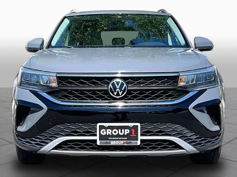 Used 2022 Volkswagen Taos SE AWD/4WD image 4