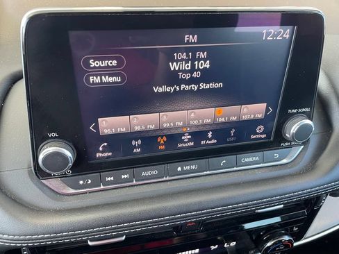 Certified 2021 Nissan Rogue SV w/ Premium Package FWD image 15