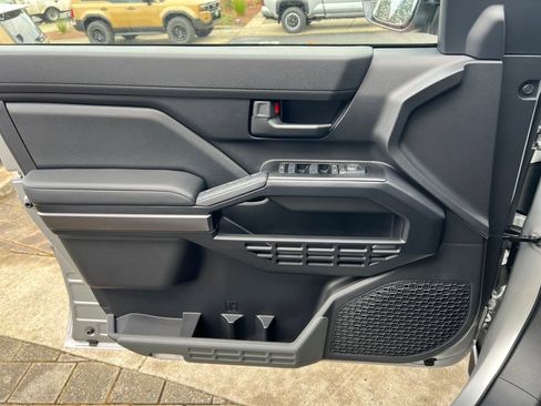 New 2026 Toyota 4Runner SR5 image 17