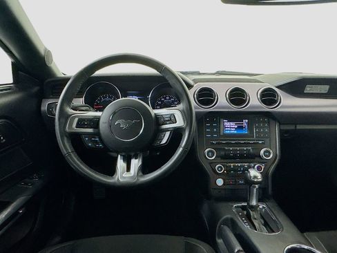 Used 2015 Ford Mustang Coupe image 16