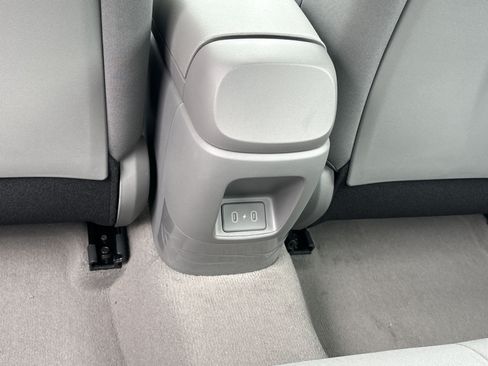 New 2026 Hyundai Elantra SE FWD image 24