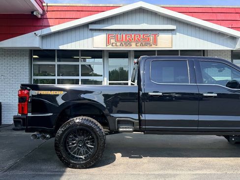 Used 2024 Ford F250 Platinum w/ Tremor Off-Road Package AWD/4WD image 11