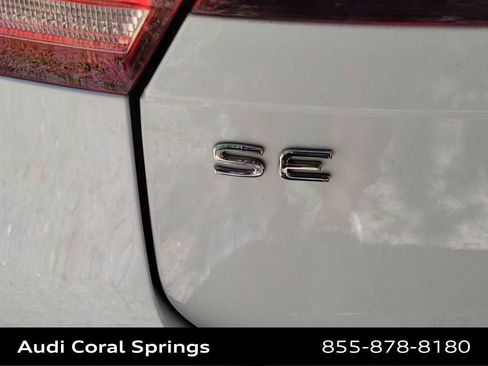 Used 2023 Volkswagen Tiguan SE R-Line FWD image 17