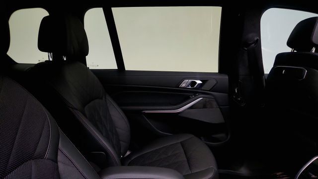 Used 2023 BMW X7 xDrive40i w/ Executive Package AWD/4WD image 40