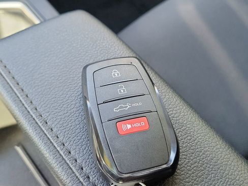 Used 2024 Toyota Tundra SR5 AWD/4WD image 33