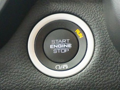 Certified 2019 RAM 1500 Big Horn image 30