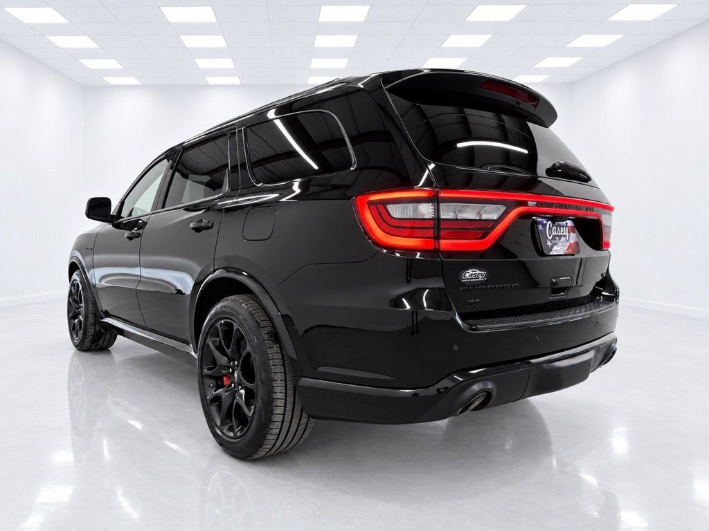 Used 2023 Dodge Durango R/T w/ Tow 'N Go Package AWD/4WD image 12