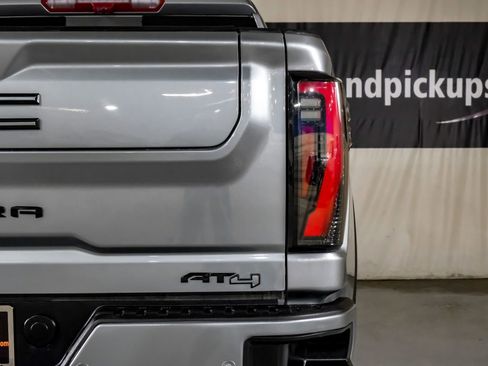 Used 2024 GMC Sierra 2500 AT4 w/ AT4 Premium Plus Package image 44