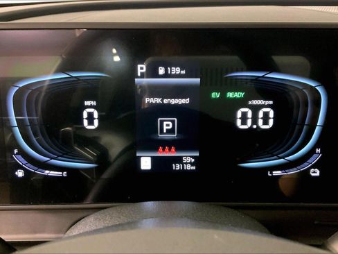 Certified 2025 Kia Sportage EX w/ EX Premium Package image 20