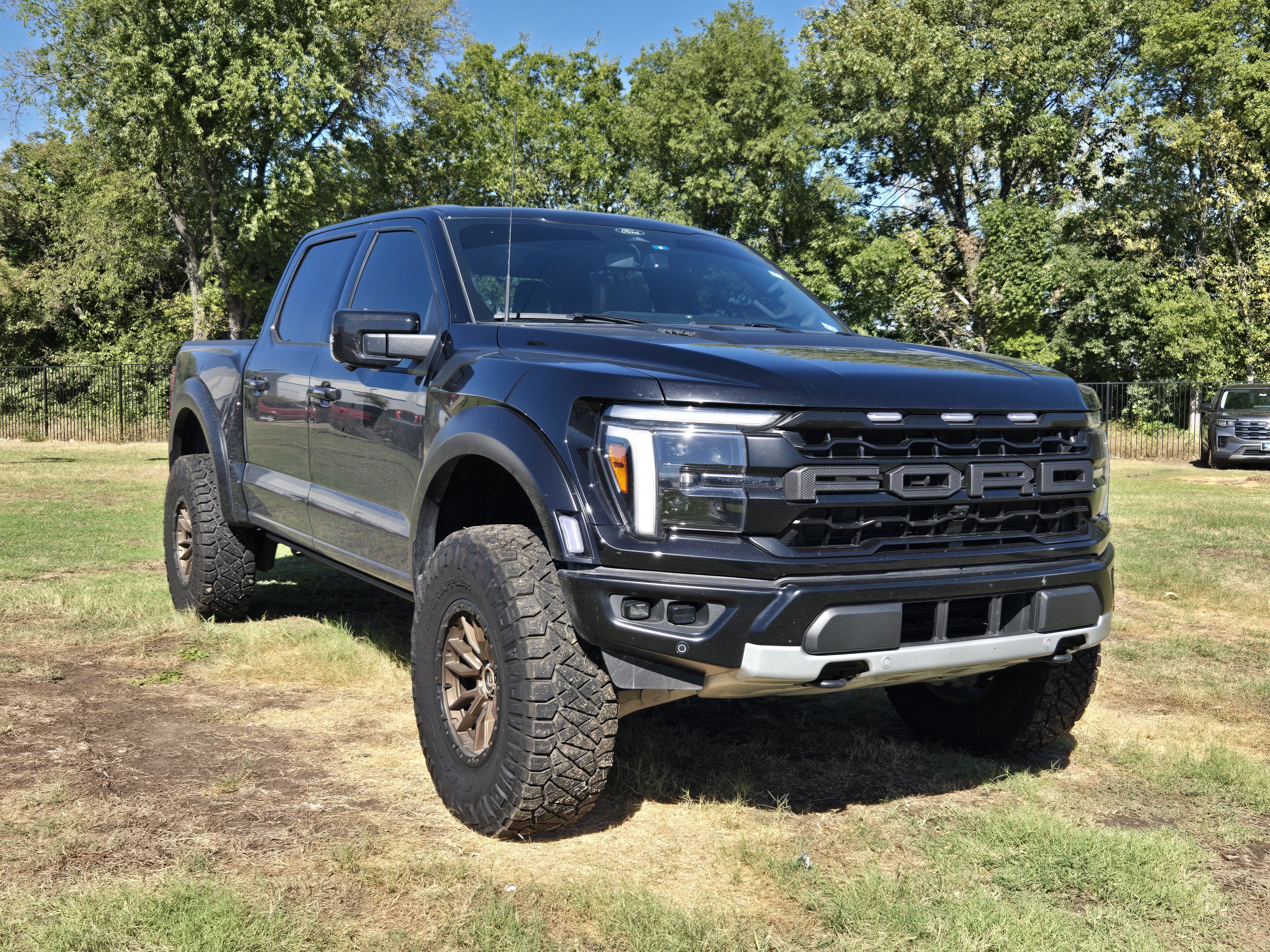 Used 2025 Ford F150 Raptor AWD/4WD image 1